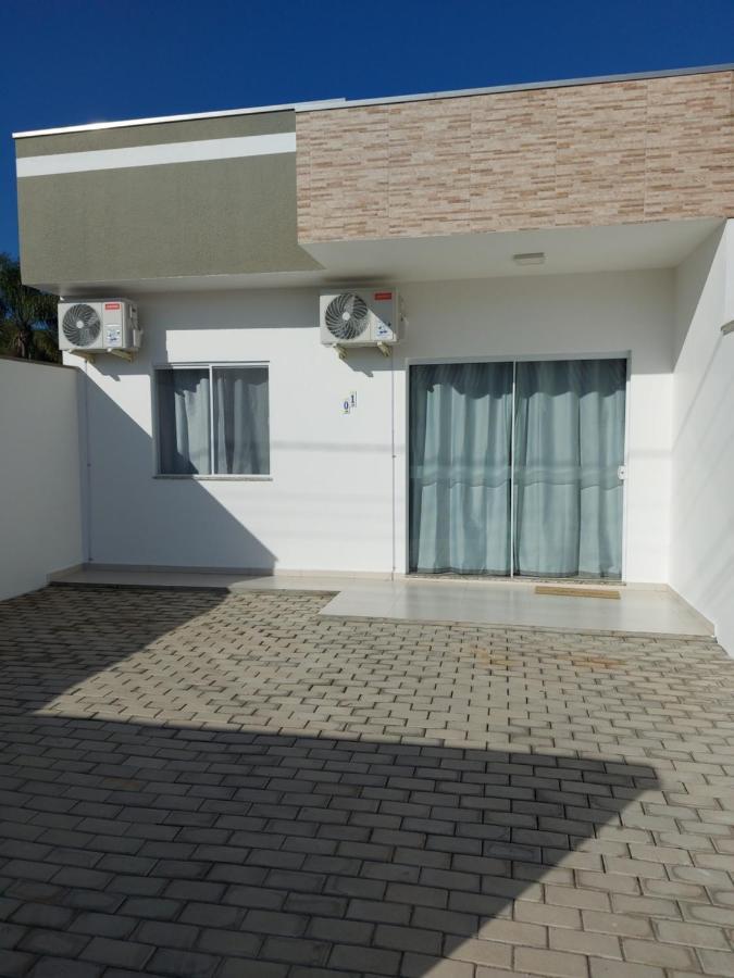 Curta Da Armacao - Casa Tulipa Penha (Santa Catarina)